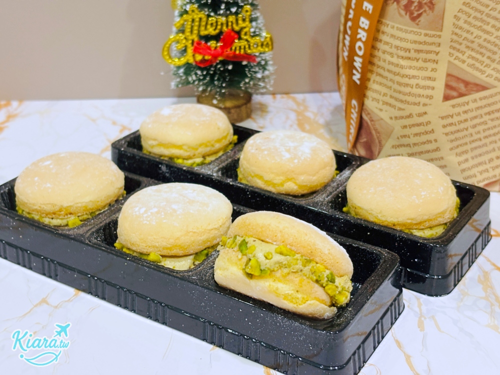 【查理布朗烘焙】耶誕跨年四件組甜點開箱|台北宅配甜點推薦 - 第36張圖 【查理布朗烘焙】耶誕跨年四件組甜點開箱|台北宅配甜點推薦