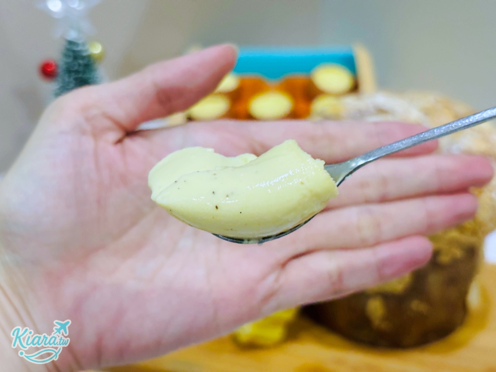 【查理布朗烘焙】耶誕跨年四件組甜點開箱|台北宅配甜點推薦 - 第28張圖 【查理布朗烘焙】耶誕跨年四件組甜點開箱|台北宅配甜點推薦