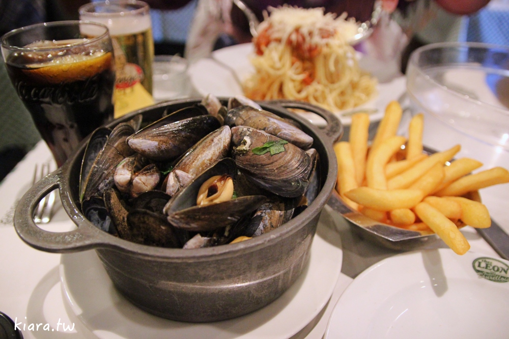 【比利時布魯塞爾美食】Chez Léon百年淡菜餐廳開箱！