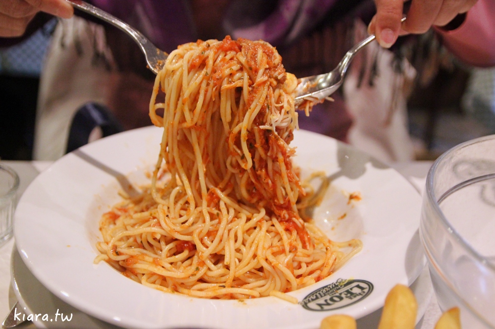 【比利時布魯塞爾美食】Chez Léon百年淡菜餐廳開箱！