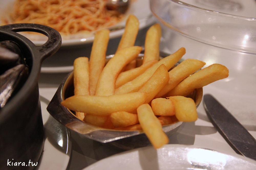 【比利時布魯塞爾美食】Chez Léon百年淡菜餐廳開箱！