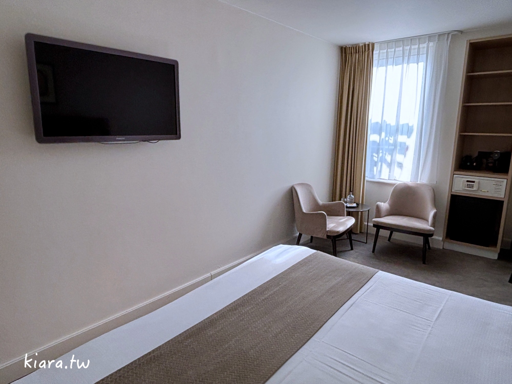 【布魯日住宿推薦】Hotel Academie Bruges 飯店開箱|絕美中庭高評價飯店,走路就能逛布魯日景點 - 第10張圖 【布魯日住宿推薦】Hotel Academie Bruges 飯店開箱|絕美中庭高評價飯店,走路就能逛布魯日景點