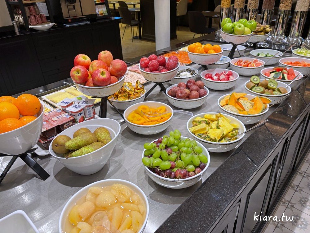 【布魯日住宿推薦】Hotel Academie Bruges 飯店開箱|絕美中庭高評價飯店,走路就能逛布魯日景點 - 第22張圖 【布魯日住宿推薦】Hotel Academie Bruges 飯店開箱|絕美中庭高評價飯店,走路就能逛布魯日景點