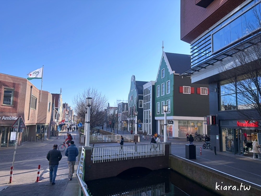 【荷蘭桑斯安斯風車村Zaanse Schans攻略】交通方式、景點行程安排，必拍童話小鎮風車、起司工坊、木鞋博物館！