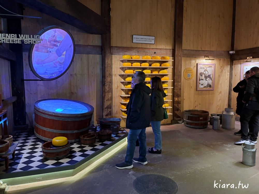 【荷蘭桑斯安斯風車村Zaanse Schans攻略】交通方式、景點行程安排，必拍童話小鎮風車、起司工坊、木鞋博物館！