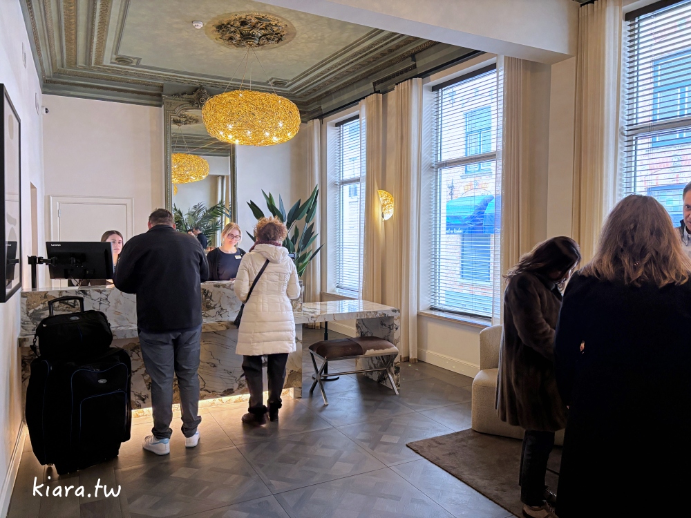 【布魯日住宿推薦】Hotel Academie Bruges 飯店開箱|絕美中庭高評價飯店,走路就能逛布魯日景點 - 第2張圖 【布魯日住宿推薦】Hotel Academie Bruges 飯店開箱|絕美中庭高評價飯店,走路就能逛布魯日景點
