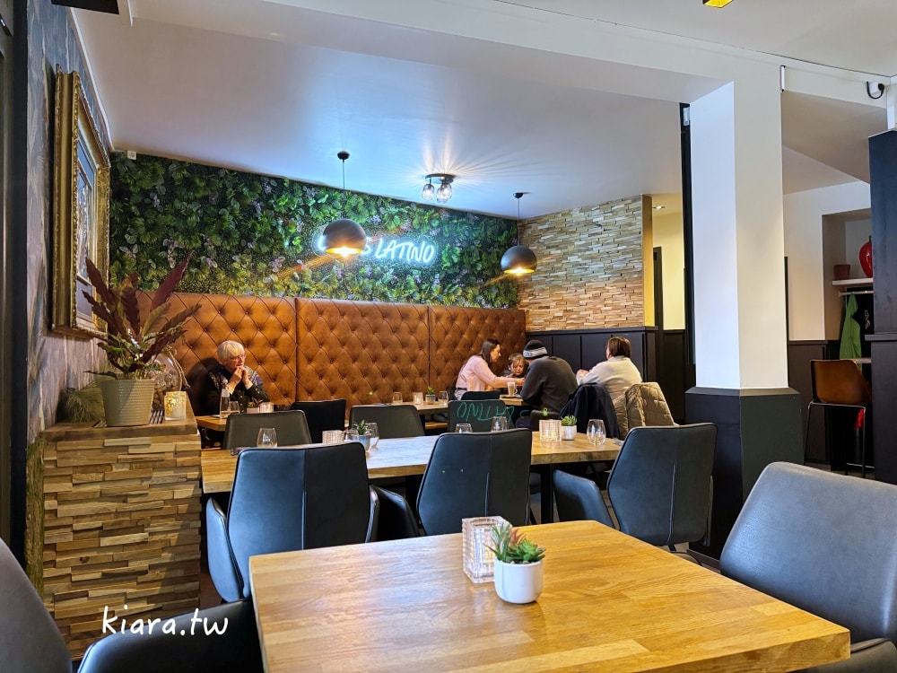 【布魯日餐廳推薦】Opus Latino運河景觀餐廳,在古堡氛圍中享受浪漫美食 - 第14張圖 【布魯日餐廳推薦】Opus Latino運河景觀餐廳,在古堡氛圍中享受浪漫美食