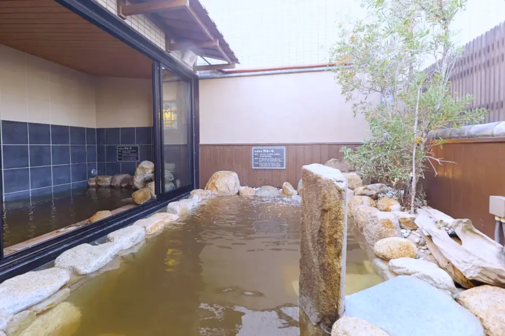 【倉敷住宿推薦】Dormy Inn 天然溫泉阿智之湯｜1分鐘到美觀地區！免費宵夜拉麵、豪華早餐，親子、小資激推 CP 值首選！