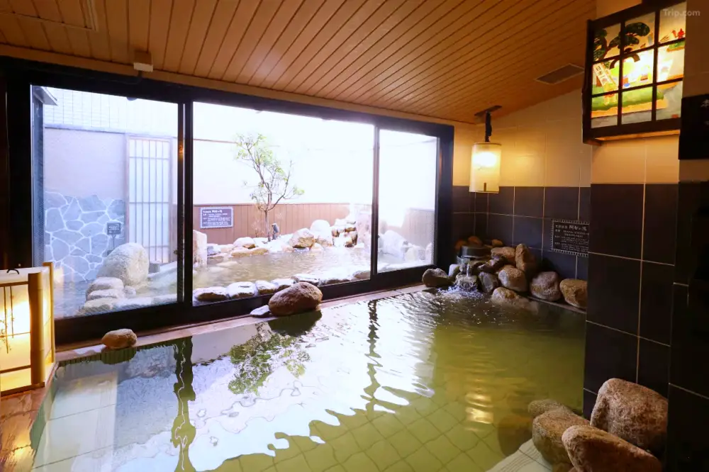 【倉敷住宿推薦】Dormy Inn 天然溫泉阿智之湯｜1分鐘到美觀地區！免費宵夜拉麵、豪華早餐，親子、小資激推 CP 值首選！