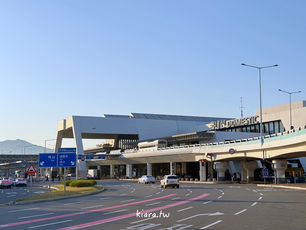 2026釜山金海機場到市區交通攻略｜西面、南浦洞、海雲台搭地鐵、機場巴士、計程車怎麼去？